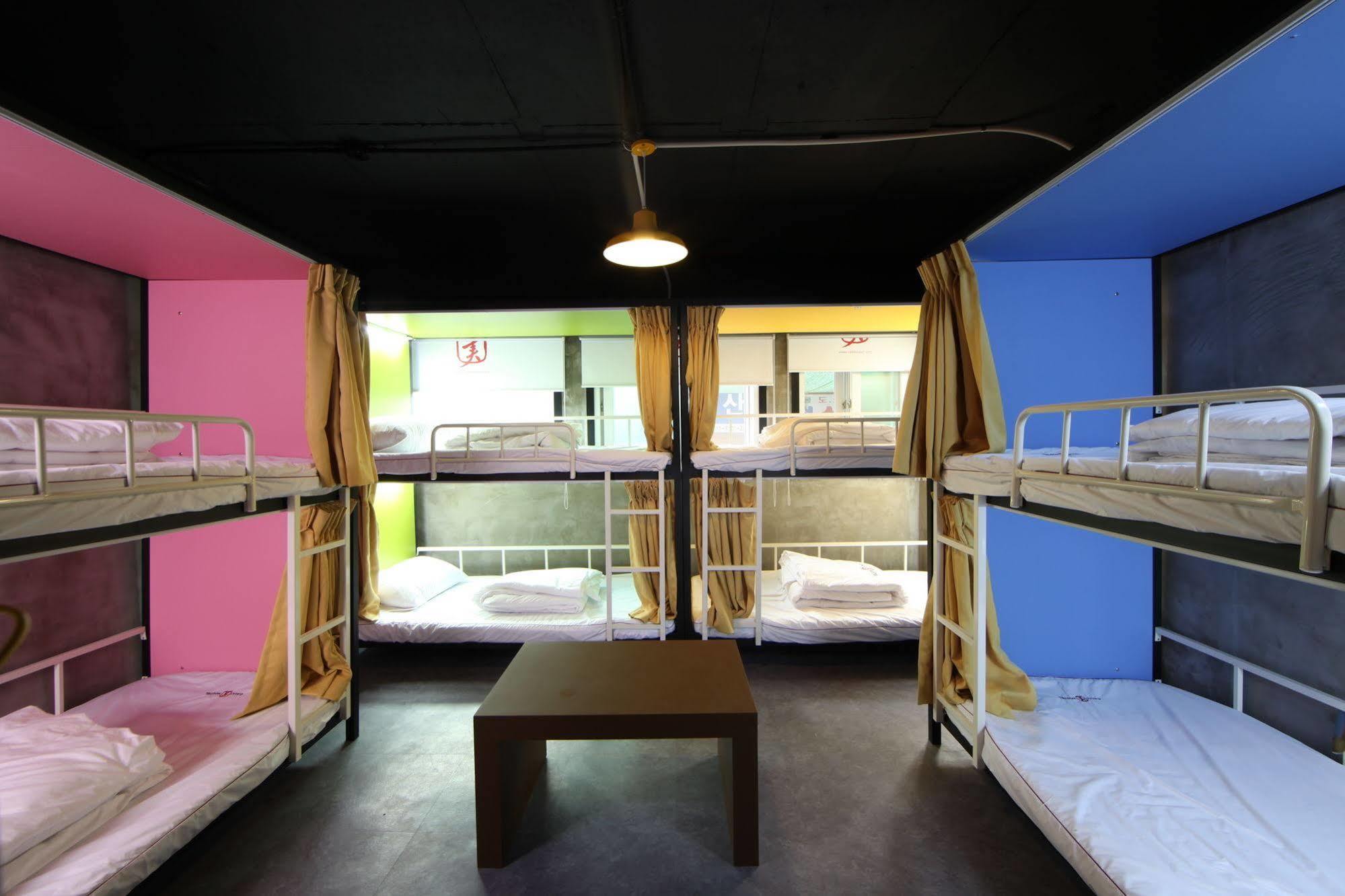 Calli Hostel Пусан Экстерьер фото